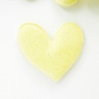 Украшение "Сердце" пастель лимонное с глиттером 48*50мм